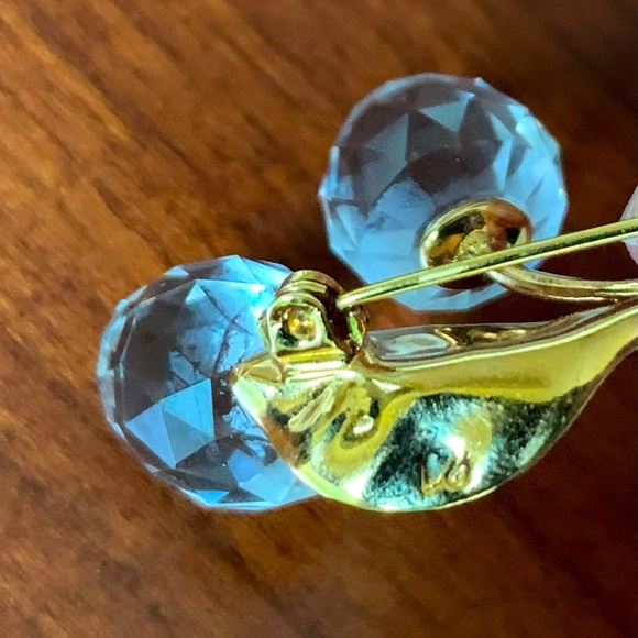 Vintage Swarovski crystal collection brooch pin cherries with gold plated leaf - Picture 11 of 12